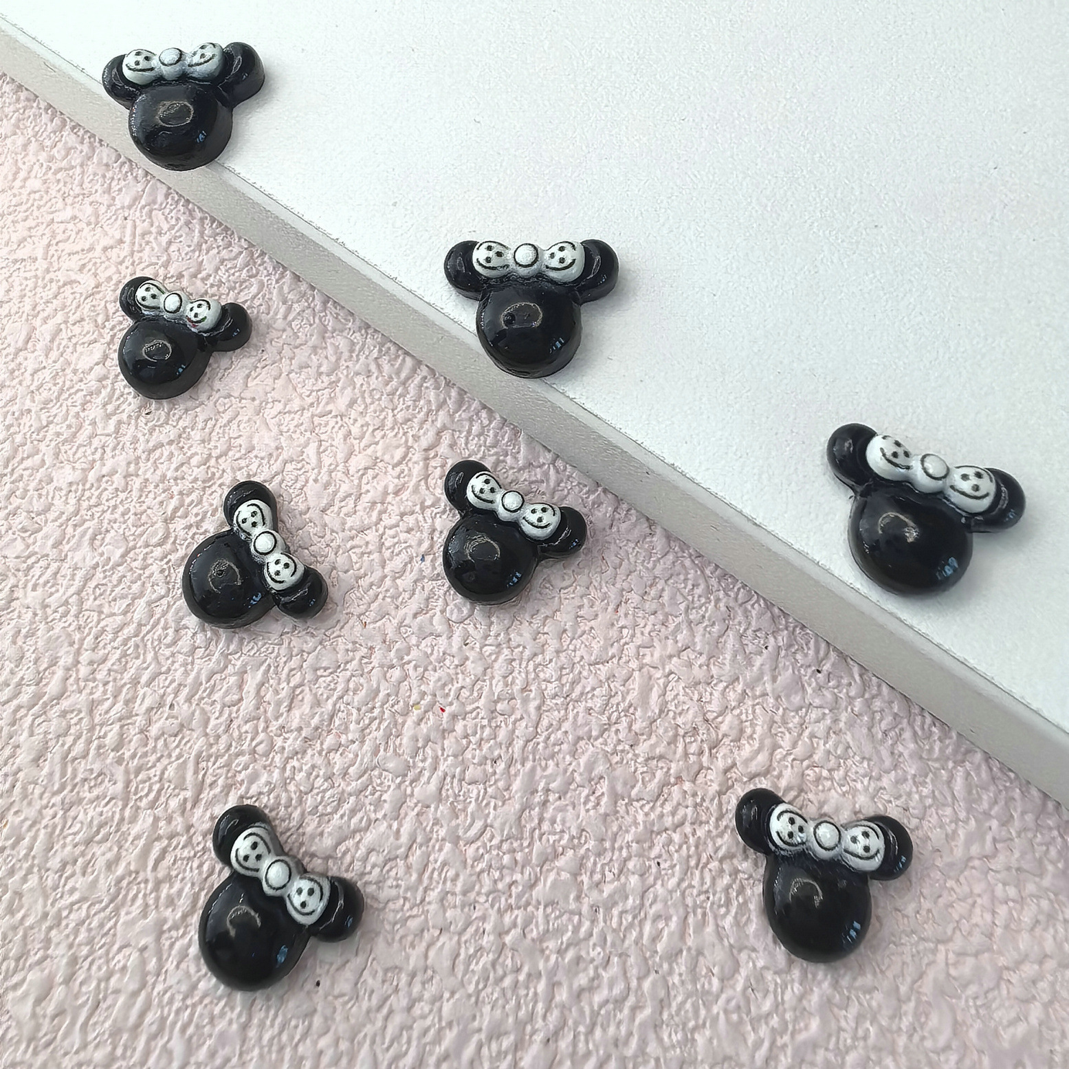 跨境米奇头爱心蝴蝶结美甲饰品批发美国澳洲加拿大韩国欧洲000