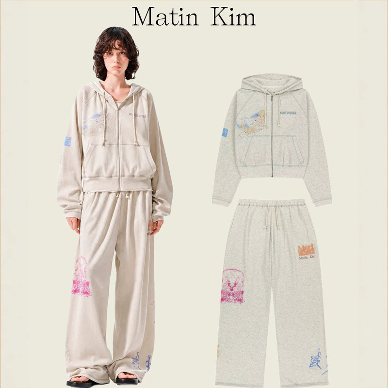 Korean matin kim Jin Zhiheng Liz's same style graffiti waffle hoodie MK sweatshirt jacket and casual pants set Korean matin kim Jin Zhiheng Liz's same style graffiti waffle hoodie MK sweatshirt jacket and casual pants set