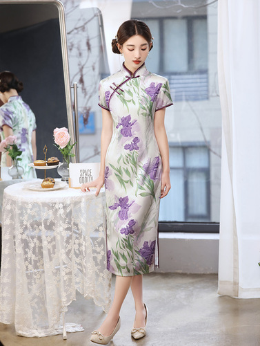 Purple flowers chinese dresses retro oriental cheongsam qipao for women girls the new long of qipao