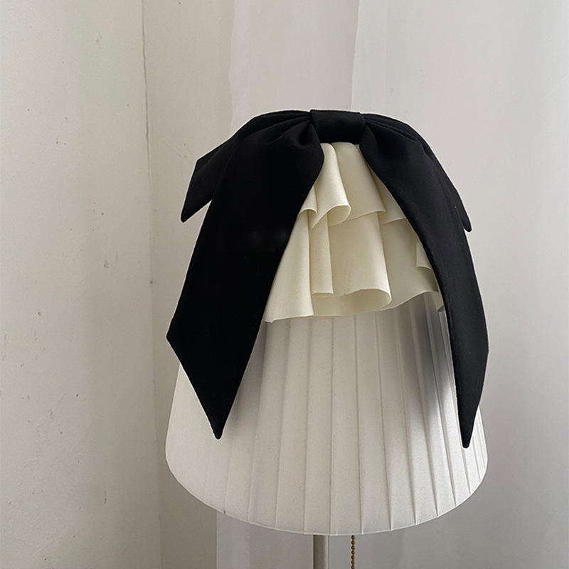 Fermaglio per capelli con fiocco in raso accessorio elegante_voghion.com