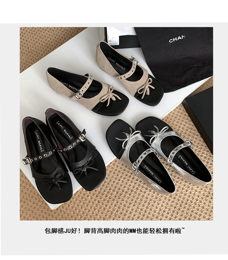 Sandal xỏ ngón đế bệt thiết kế độc đáo nơ bướm quai ngang La Mã — màu đen, màu mơ, bạc chi tiết 4