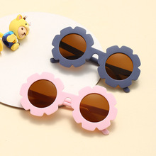 2024新款儿童太阳镜玩具眼镜潮时尚可爱男童女童墨镜防紫外线眼镜