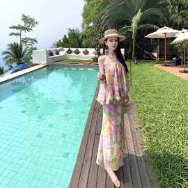 绝美复古碎花抹胸连衣裙女夏季海边度假显瘦露肩长裙子海岛沙滩裙
