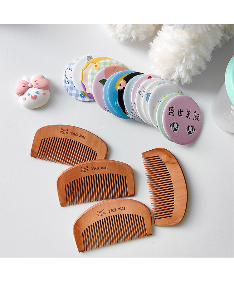 6086-2114-纸卡装镜梳套装_13