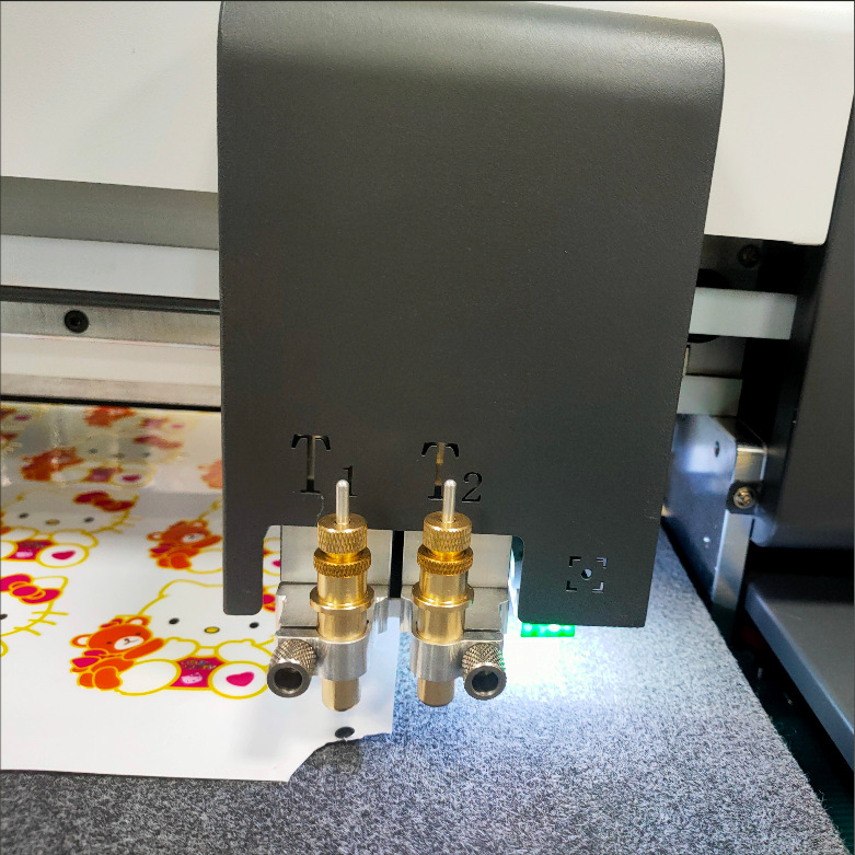 Máquina de corte láser de cristal marca máquina de corte láser inteligente perforación láser especial de posicionamiento seguimiento de corte preciso preciso