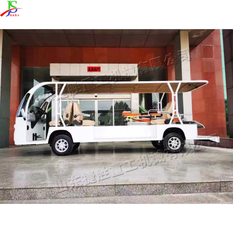 Vehículo turístico eléctrico de patrulla en el campus Estación de transporte de personas en el aeropuerto Cuatro ruedas