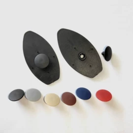 车身及附件;其他汽车内饰;地胶、脚垫