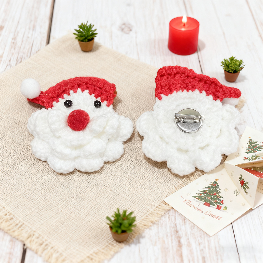 Handmade Knitted Santa Claus Brooch Christmas Ornament Gift_voghion.com