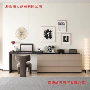 ��ľ��y̨����һ�w���Ҵ�β�F�����s���w����s���y���ڰ�ƴɫ