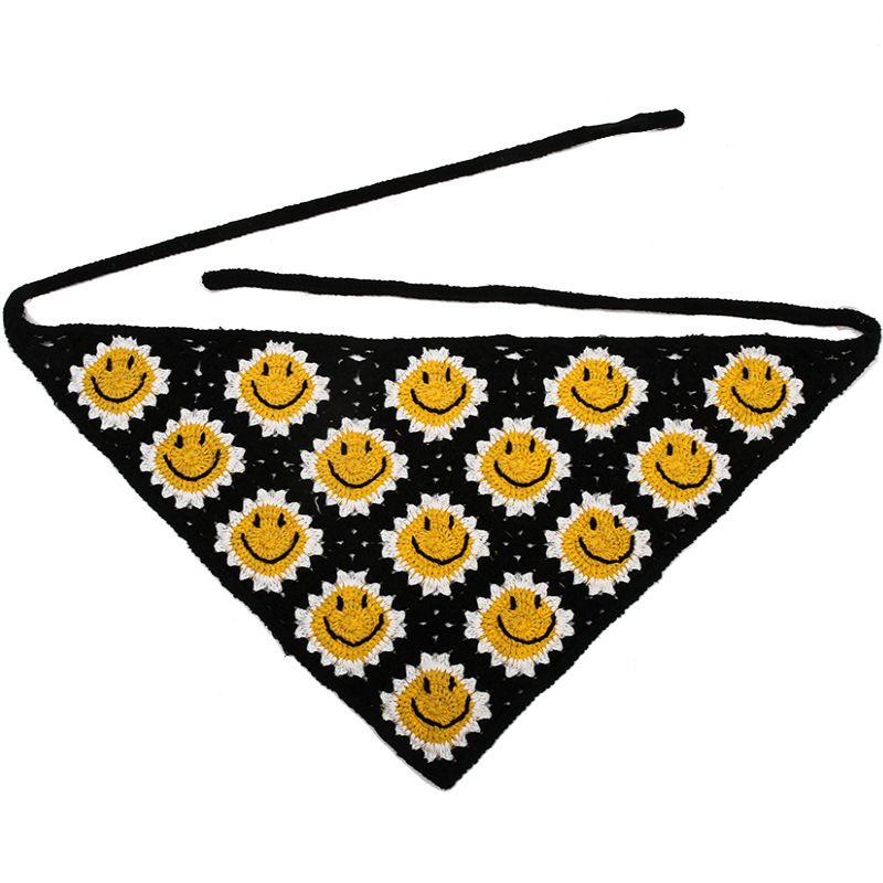 Francia cereza toallas triangulares mujeres primavera y otoño viajes padres-hijos gancho de punto flores hueco pañuelo de arte correa de pelo gorro