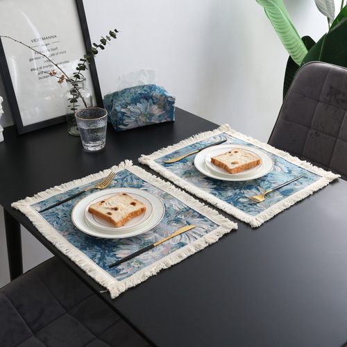 Modern Minimalist American Style Home Sample Room with American Elements, Fringe Tablecloth, Small Tablecloth, and Dinner Napkin in Oil Painting Style