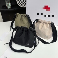 Lu's の最新の速乾性防水小さな布バッグ クロスボディバッグ 軽量 スポーツ ショルダー カジュアル バッグ レディース バッグ プリーツ