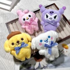 かわいいサンリオぬいぐるみクロミアクセサリーぬいぐるみ衣類人形シナモンドッグ人形スクールバッグアクセサリー