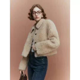 女式针织衫;女式衬衫;休闲裤