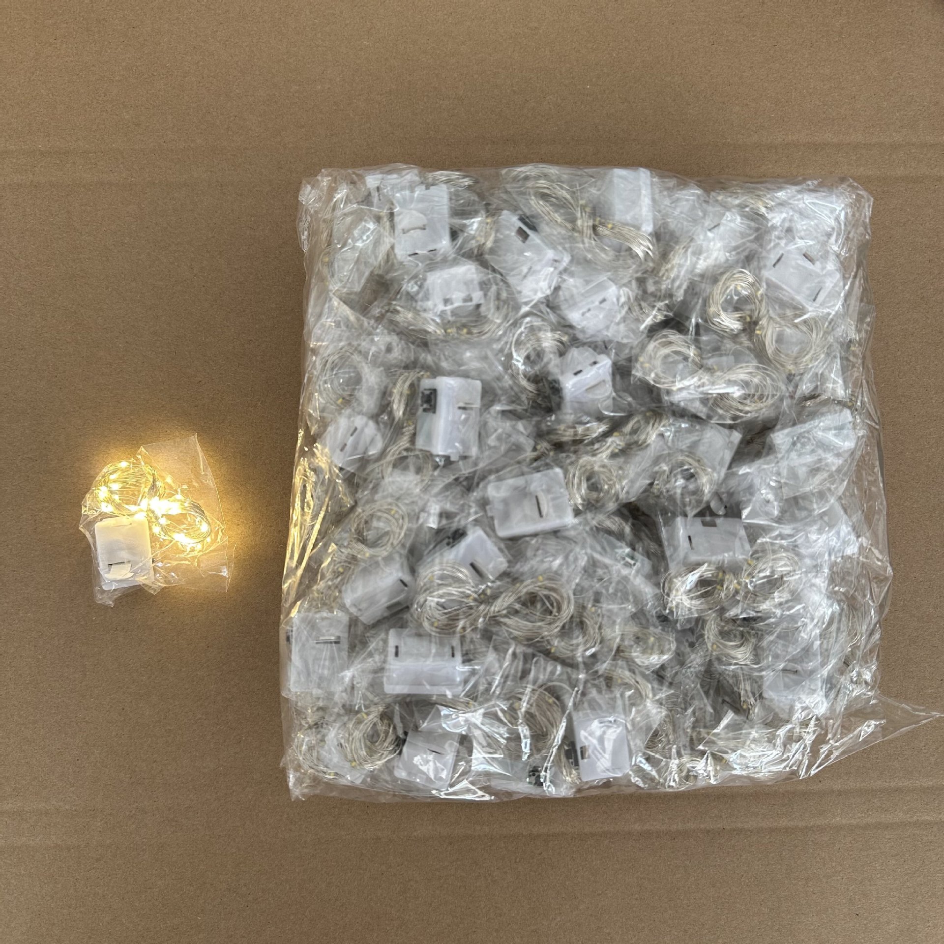 Venta al por mayor cadena de luz LED flor pastel onda bola caja de regalo decoración luz intermitente botón interior alambre de cobre Cadena de luz cielo estrellado