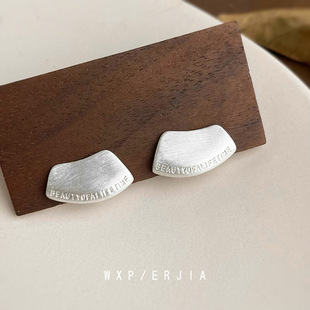 ���z��������P���A�߼��аٴ�r����ĸ�p�ݶ����͹şo�������