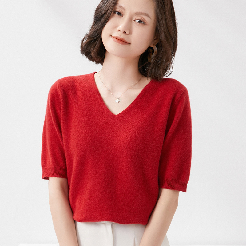 Quarter-Sleeve Base Shirt, Slim-Fit Mid-Sleeve Knit Top for Women, V-Neck Pullover, Elegant T-Shirt, Solid Color Short-Sleeve, Trendy Autumn Style