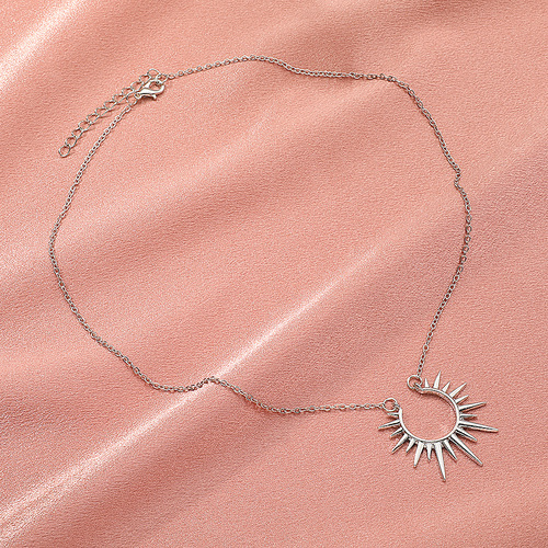 Eurasian Amazon New Product Sunflower Pendant Necklace Retro Metal Open Lockchain Fashion Creative Accessory for Women