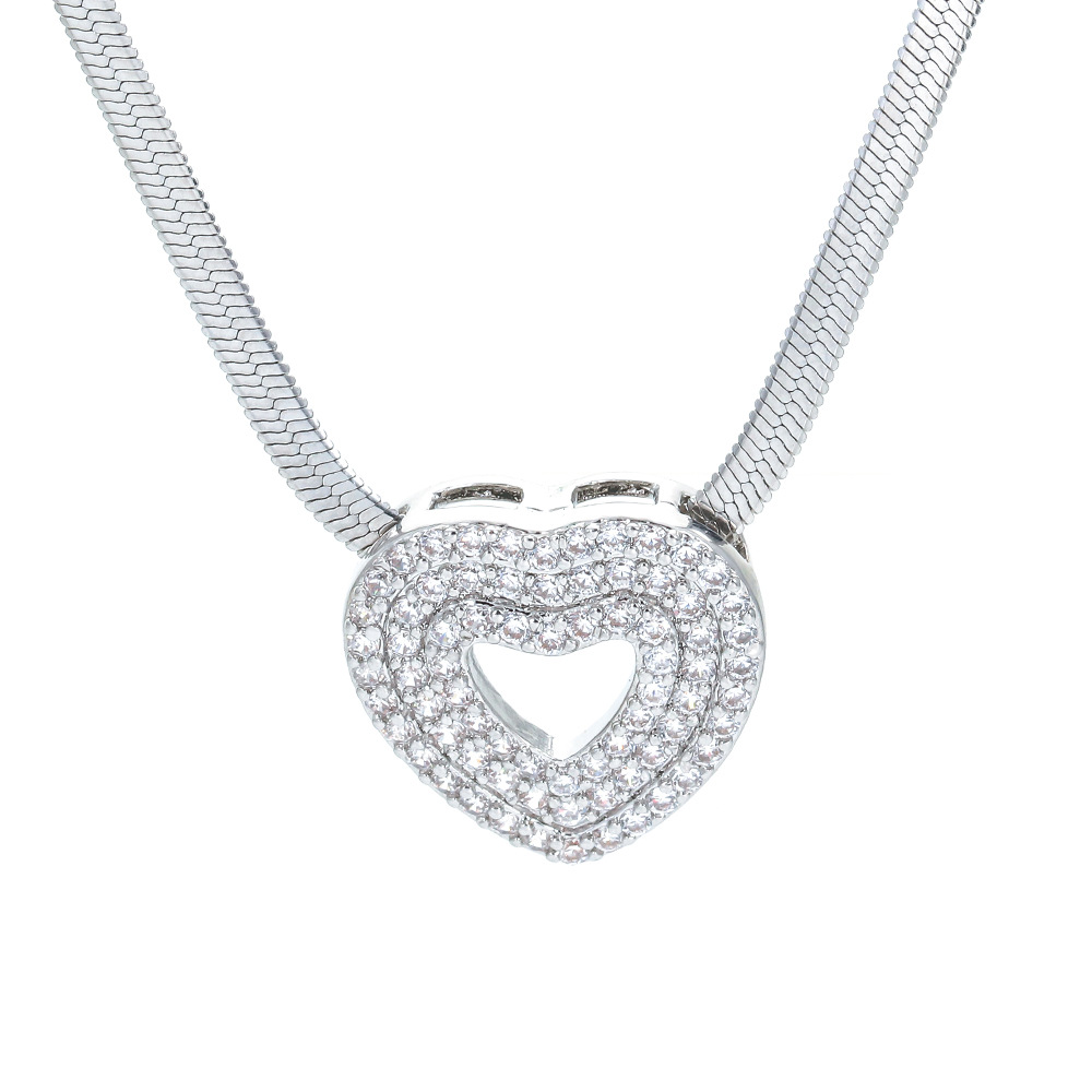Zircon Inlay Material Retro Heart Shape Copper Plating Hollow Out Zircon Pendant Necklace 1 Piece