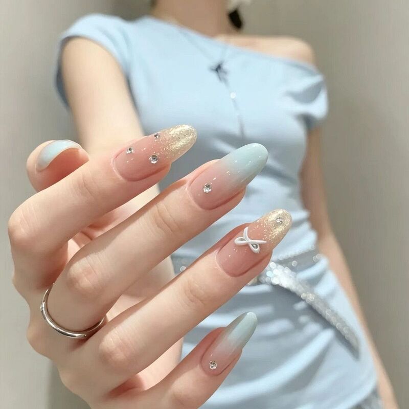 【Light Ice Blue】Essential for soft girls, fresh handmade wearable nails with a translucent, pure and desirable shimmer, cat-eye effect, and brightening nail patches 【Light Ice Blue】Essential for soft girls, fresh handmade wearable nails with a translucent, pure and desirable shimmer, cat-eye effect, and brightening nail patches