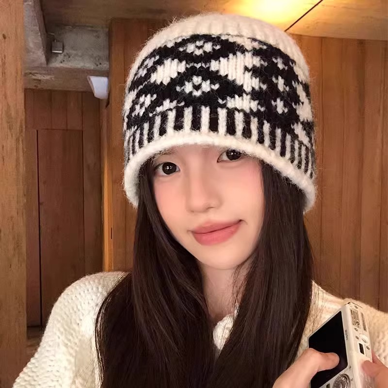 帽子复古菱形格子毛线帽子女秋冬季小众感针织帽保暖防寒包头冷帽