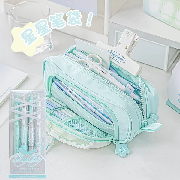 Ongreengrass (green) + ballet gel pen (green) + magnetic clip (white)