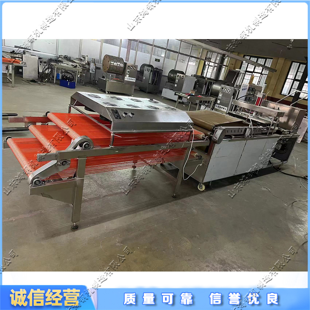 数控全自动烙饼机 智能控温电热式单饼机 一次成型烧烤小饼流水线