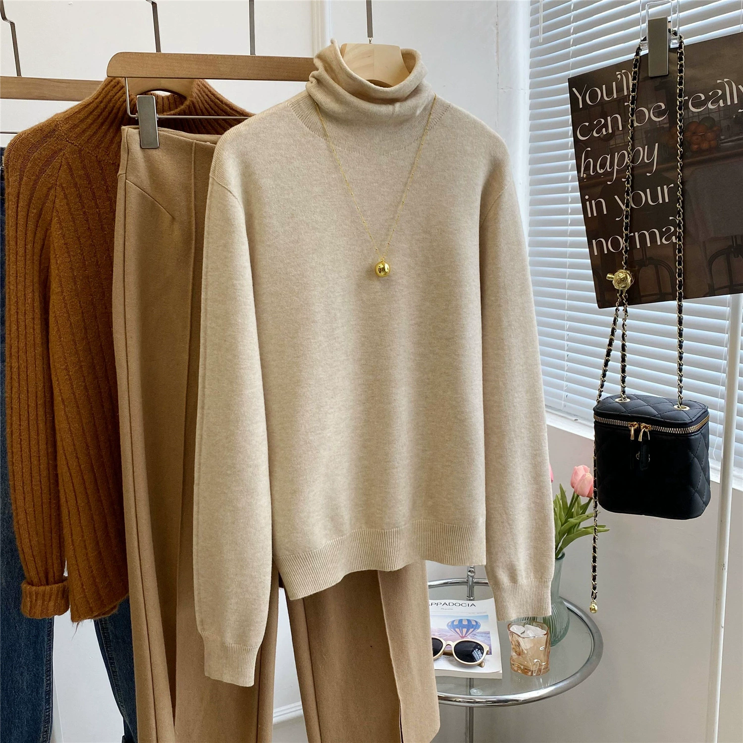 2022 осень и зима Корейская версия однотонной простой нижней рубашки с воротом бесшовная Высококачественная свободная мягкая 99801