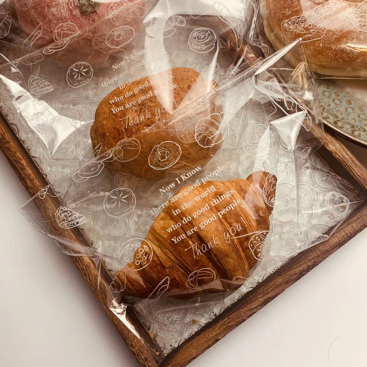 Bread packaging bag toast donut bagel ice box disposable food transparent baking self-adhesive sealing bag