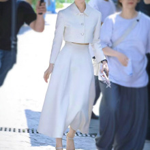 富家千金穿搭小香风套装秋冬优雅大方明星同款外套半身裙两件套女