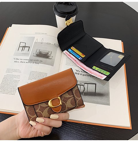 2021 Summer New Pu Short Wallet Synthetic Leather Buckle Wholesale display picture 5