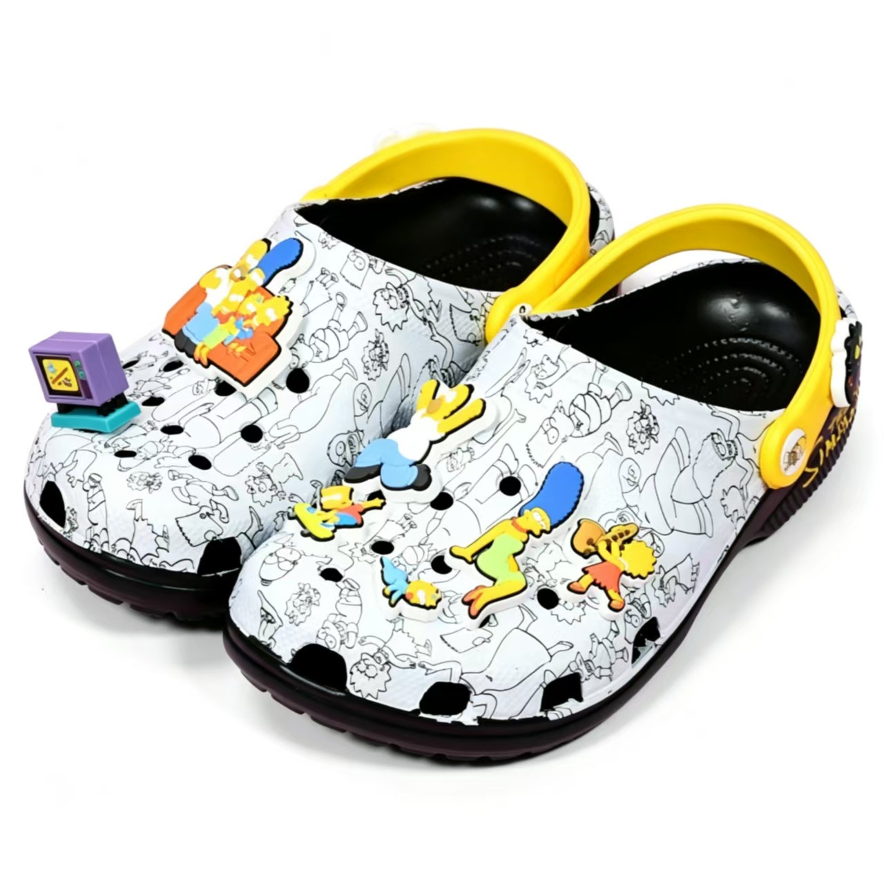 Simpsons serie original agujero zapatos de playa zapatos sandalias anti-deslizante zapatos transpirables al por mayor suministro transfronterizo