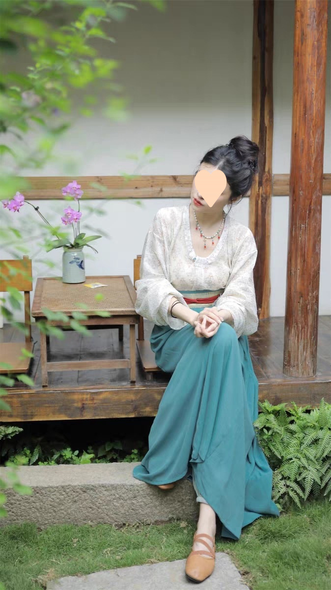 f2f7b8e5-81eb-4ee9-bcd5-564d92490f63.jpe