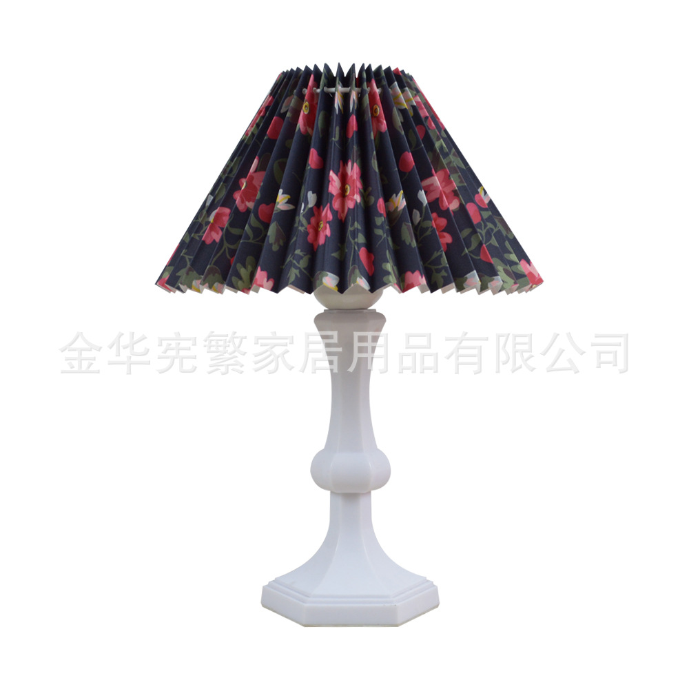 Celebridad de Internet transfronteriza cabecera nórdica ins chica creativa simple plisado acrílico moderno bar hogar dormitorio lámpara de mesa