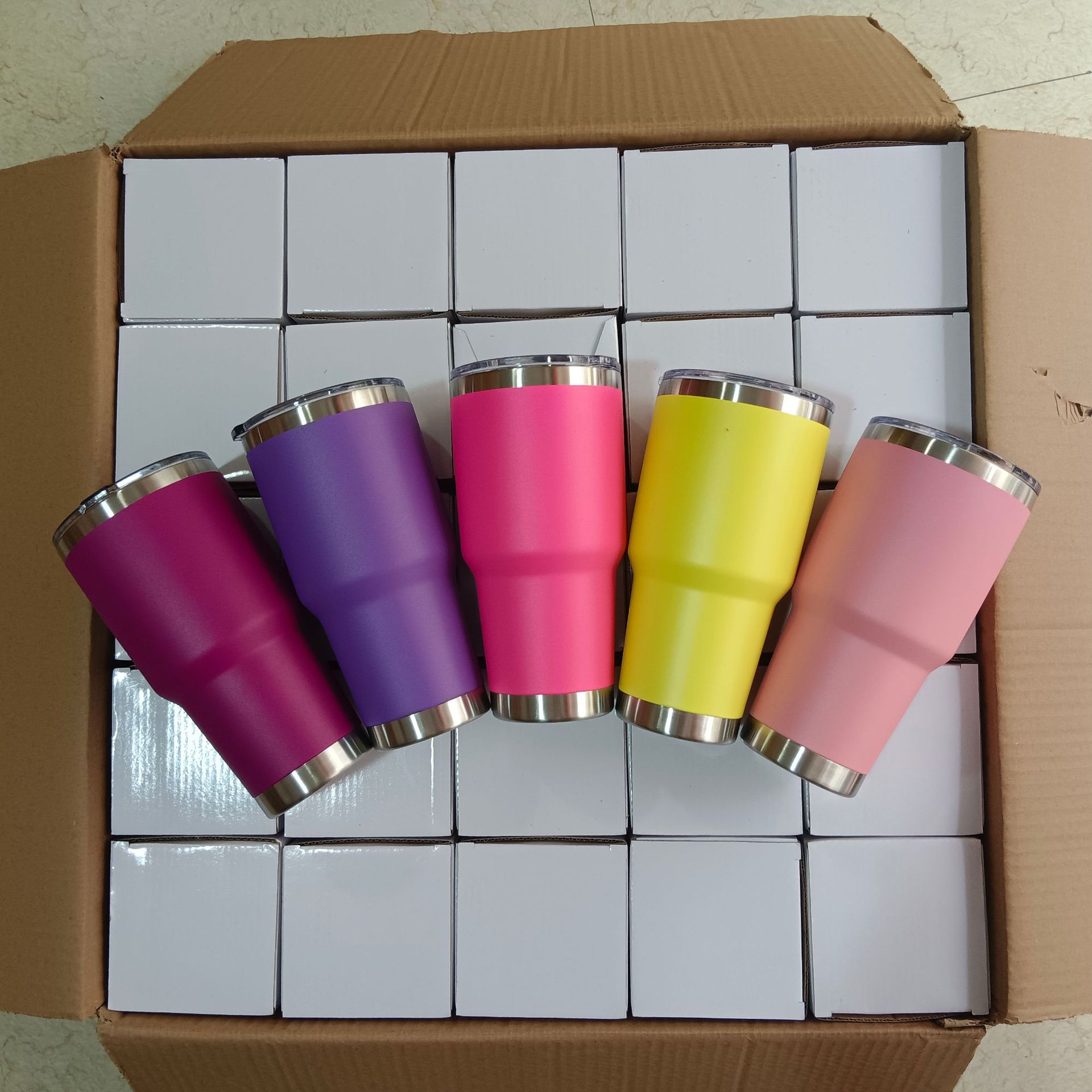 Fábrica al por mayor en stock 30oz calentador de hielo de acero inoxidable Taza de coche de vacío de doble capa preservación del calor Taza de preservación en frío