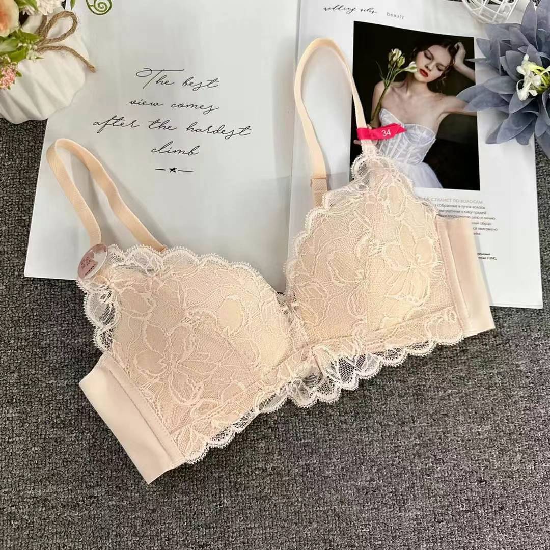 Nuevo sujetador de alta calidad de moda de encaje jacquard transpirable y cómodo ajustable anti-caída reunido tres filas de ropa interior de botón