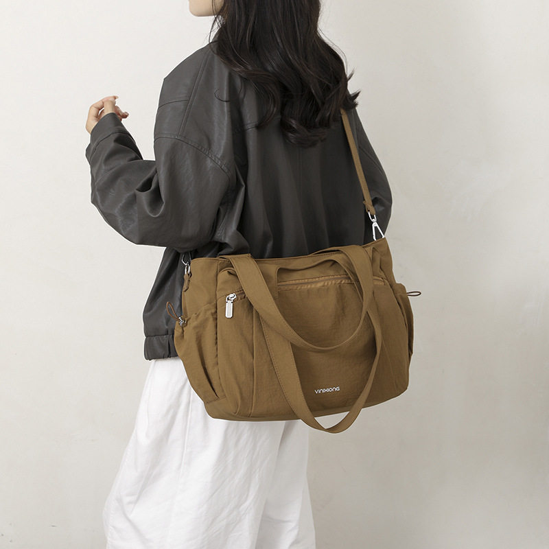 Túi tote nữ cỡ lớn chất liệu nylon nhẹ, túi đeo vai và đeo chéo tiện lợi — Khói tím, Quân đội xanh, màu be, màu nâu chi tiết 20