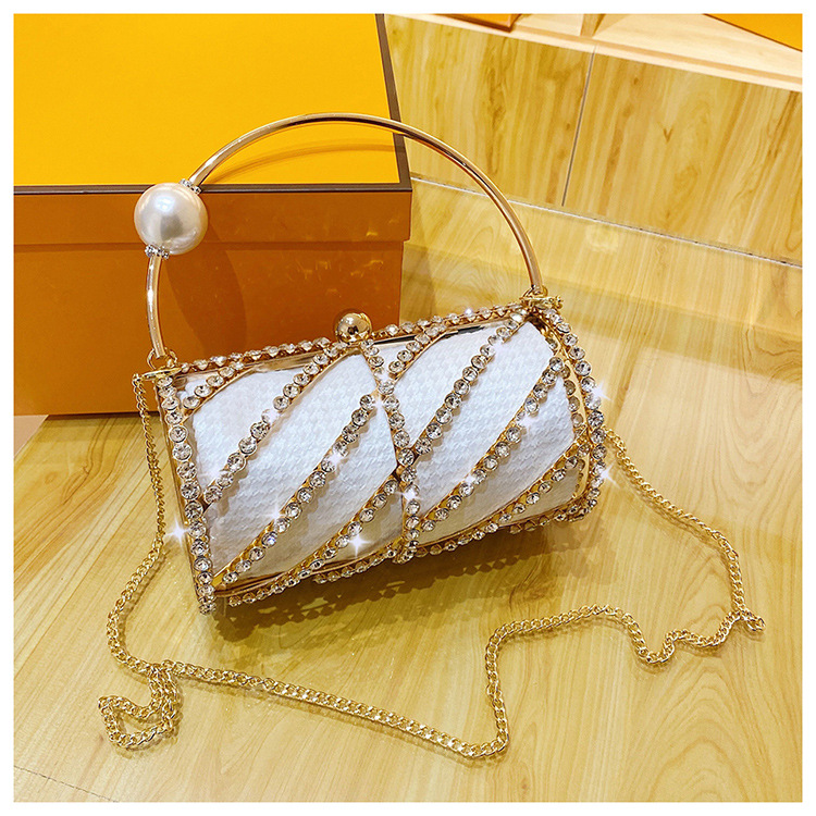 Internet berühmte Kette mit Perlenbesatz für Umhängetasche zum Abendessen, modischer Tragekäfig aus Metall, eine Schultertasche für Damen_voghion.com