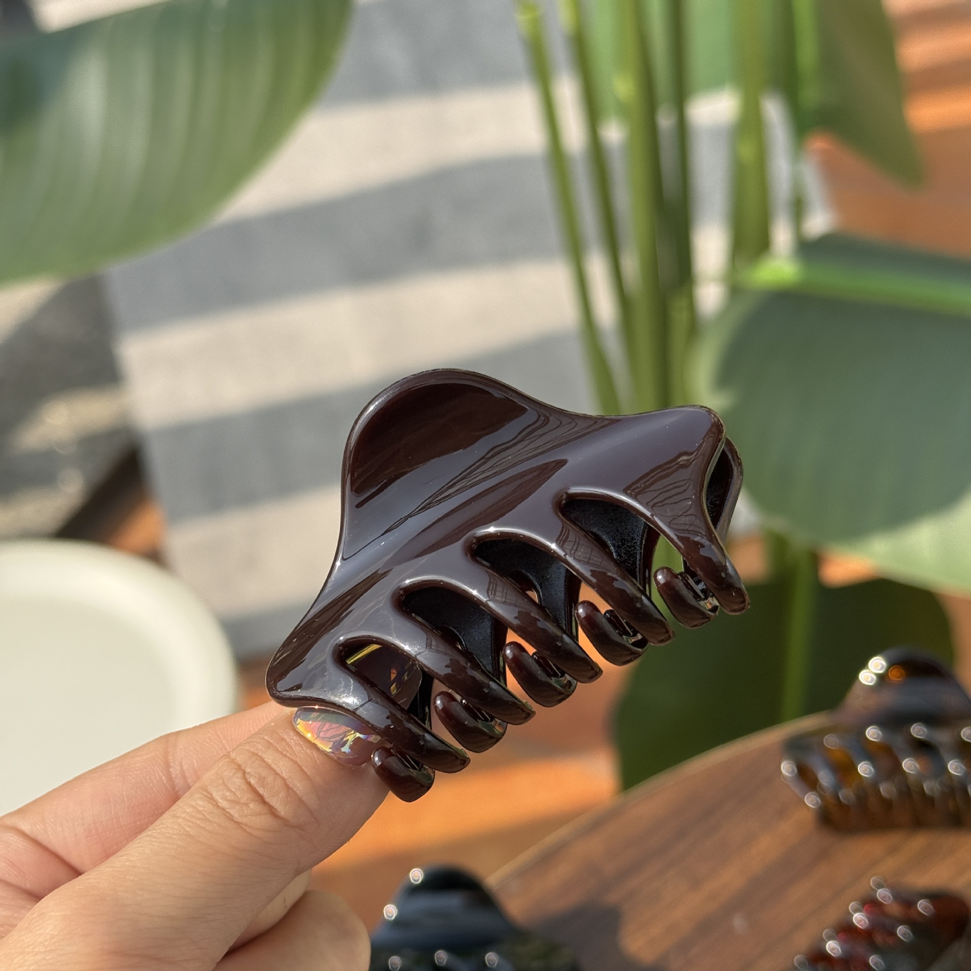 45g Weight Hair Claws Hair Accessories Type 1 Piece Quantity Holiday, Daily, Street Occasion Plastic, Resin Material Solid Color Pattern All Seasons Season Women's Gender Polishing Design Simple Style Style Simple Style Women's Solid Color Plastic Resin Polishing Hair Claws 10