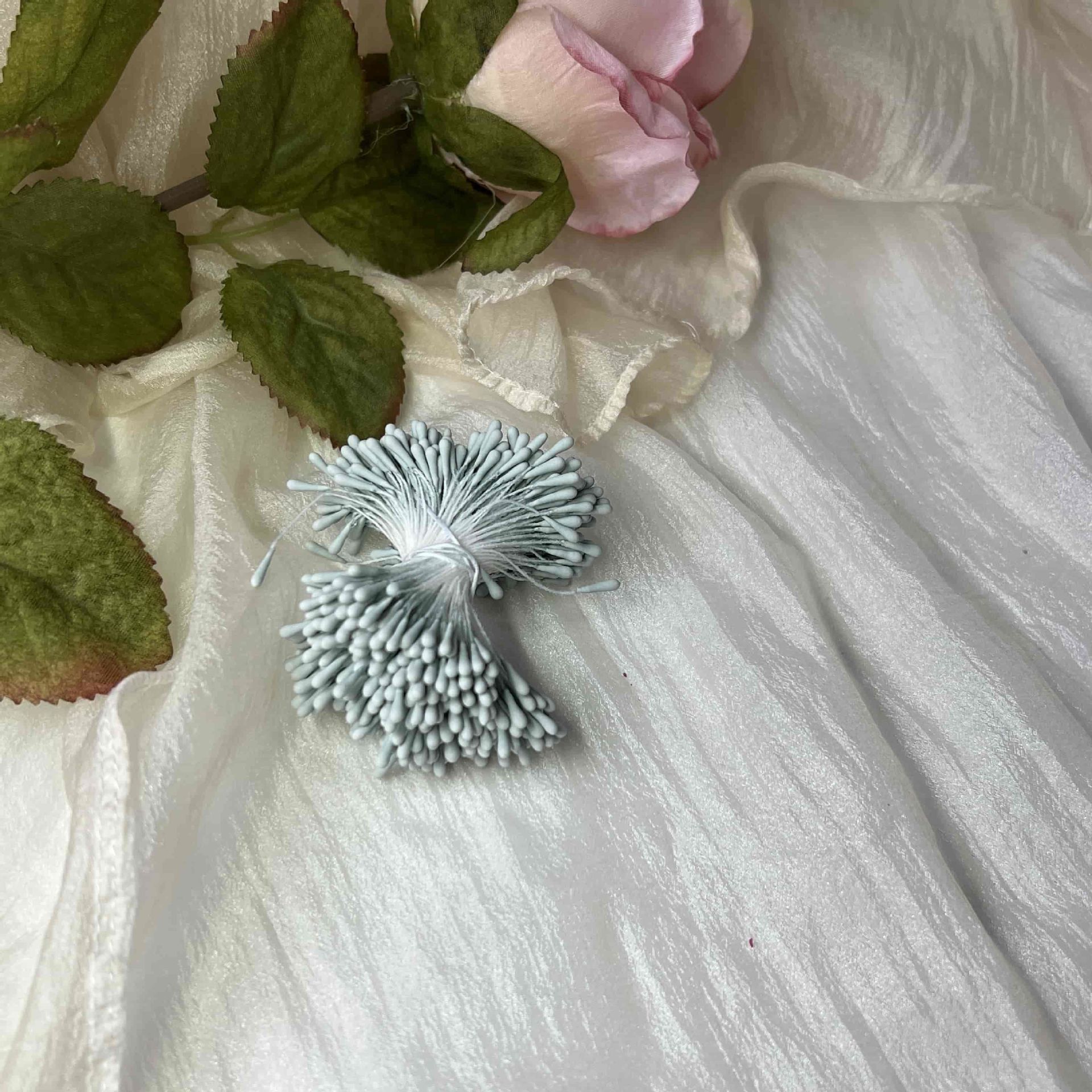 맑은물청색 1다발 약 380개