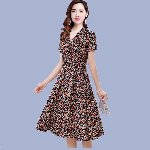 dress Spring and Summer Women's Middle-aged Floral Mid-length Mother 2024 New Slim-fit Slimming Printed V-neck