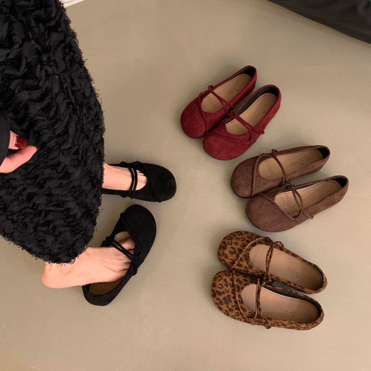 Круглая голова темно-коричневый ретро мягкий фон ботинки Birken все включено женская одежда осень и зима