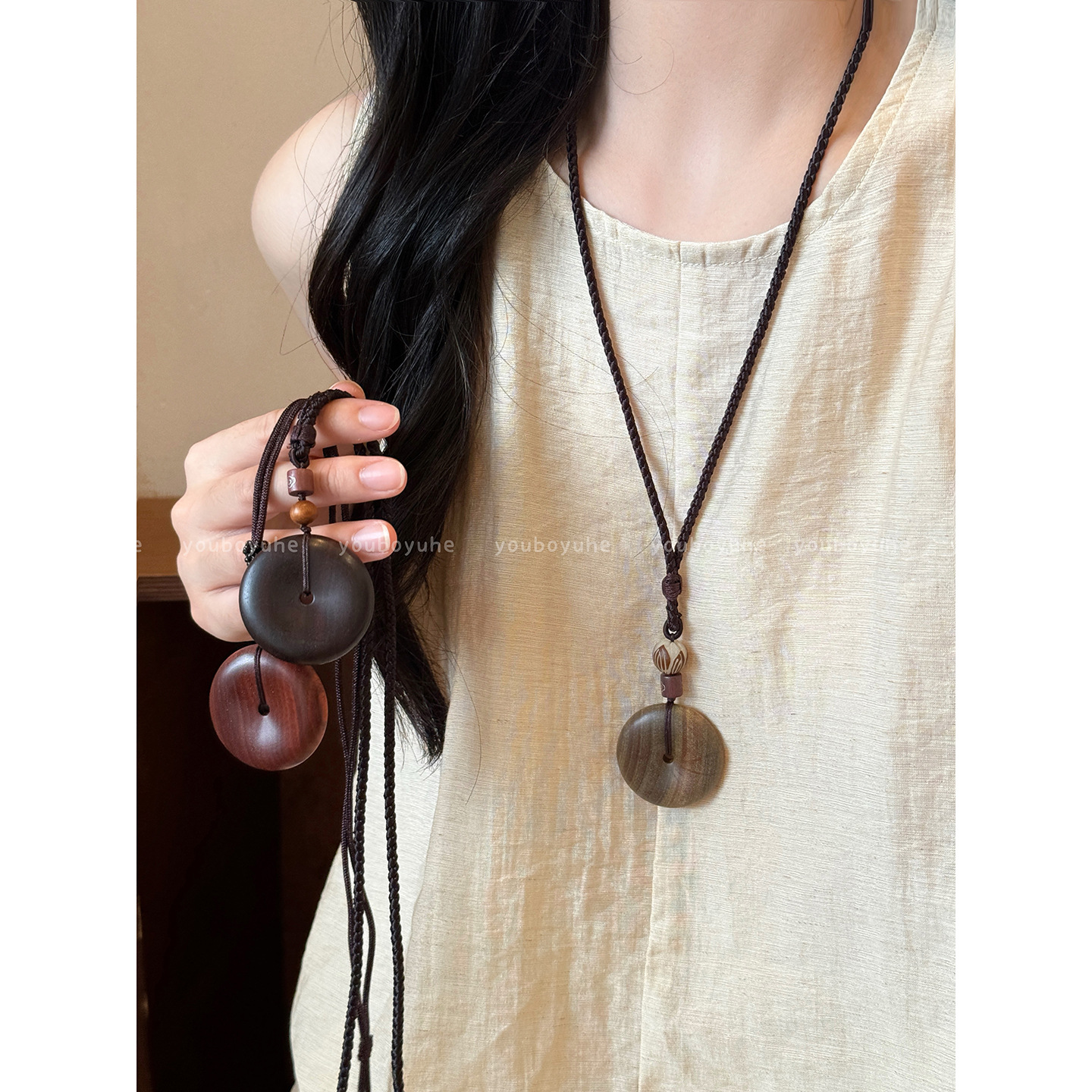 Chinese-Style Zen Sandalwood Safety Buckle Pendant Necklace for Women, New Chinese Long Braided Rope Clavicle Chain, Simple Decorative Accessory