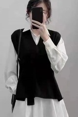 春秋叠穿设计感针织马甲2025小众宽松v领气质百搭坎肩时尚针织衫