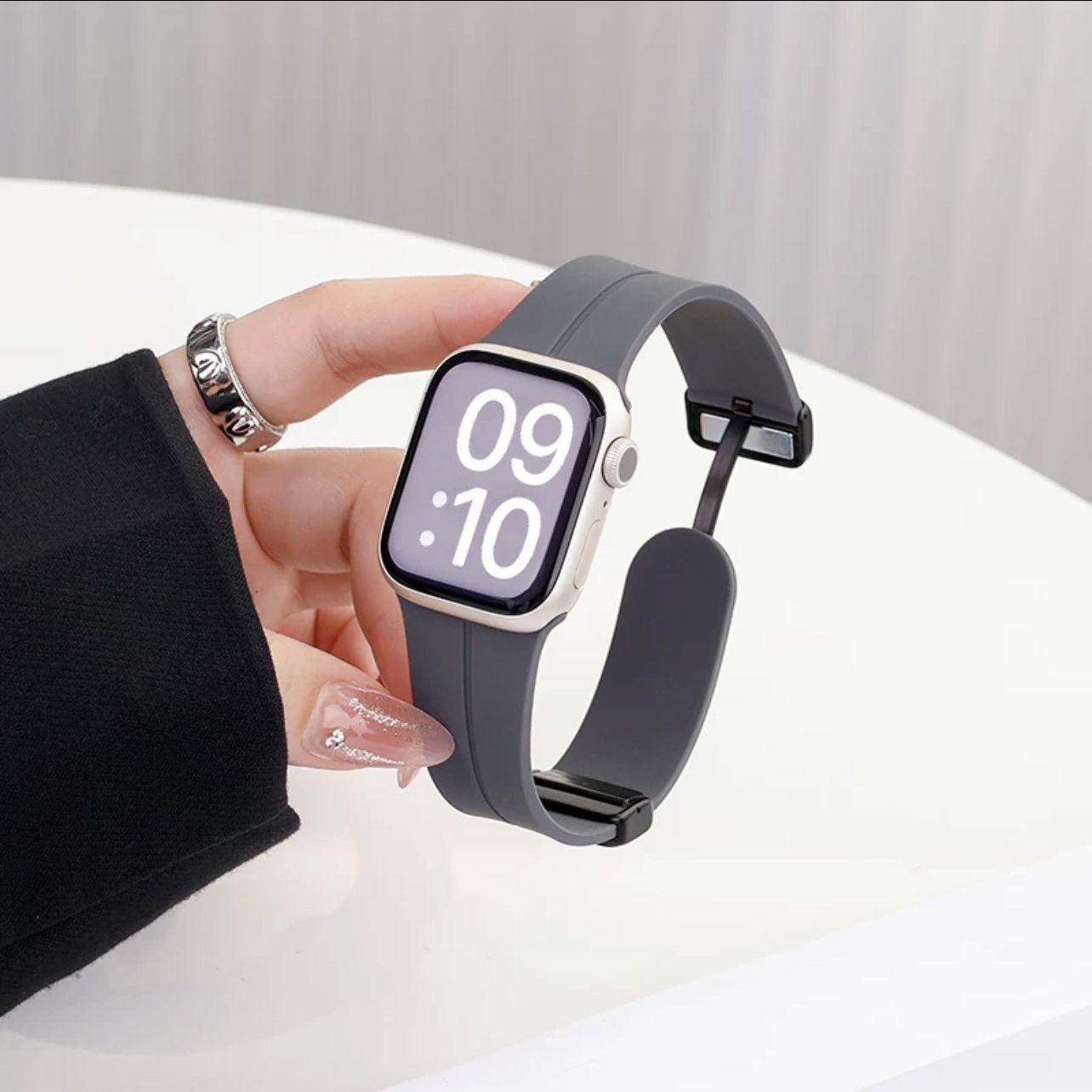 Correa de reloj Apple aplicable iwatch10987Ultra silicona líquida con hebilla plegable magnética carcasa protectora de caramelo