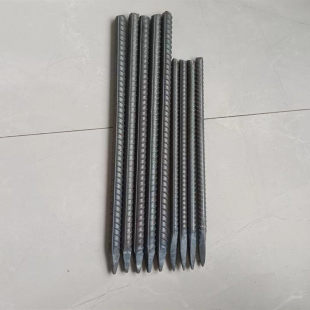 ����ᔺ��Ҙ��һ�^��ݼy�ᔗ����һ����R��ᔹ��^˨ţ��ֱ�