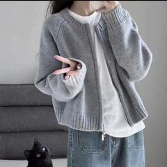 2025秋冬新款宽松灰色短款毛衣外套女装加厚拉链长袖针织开衫上衣