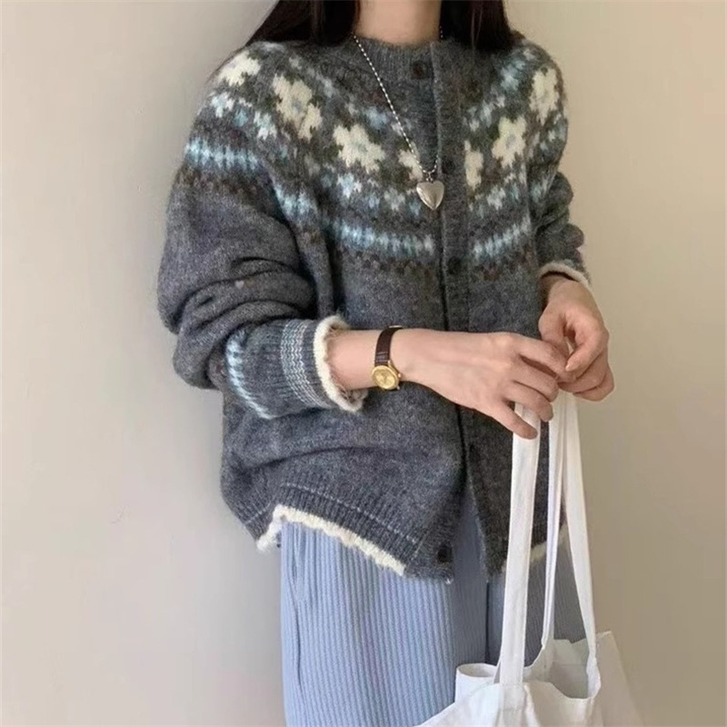 Ys Fair Isle Jacquard Loose Casual Sweater Jacket for Women Autumn and Winter Korean Style Contrasting Retro Style Knitted Cardigan Outer Wear Ys Fair Isle Jacquard Loose Casual Sweater Jacket for Women Autumn and Winter Korean Style Contrasting Retro Style Knitted Cardigan Outer Wear