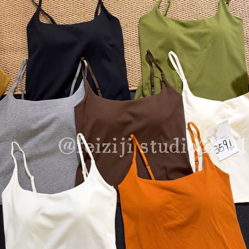 Feiziji 3591 Women's Spaghetti Strap Camisole with Chest Pads, Mid-Length Slim-Fit, Slimming, Beautiful Back, Base Layer Top Feiziji 3591 Women's Spaghetti Strap Camisole with Chest Pads, Mid-Length Slim-Fit, Slimming, Beautiful Back, Base Layer Top
