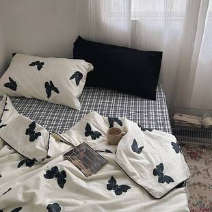 2025 New Comfortable and Cool Black Grids-Butterfly Dance Summer Quilt